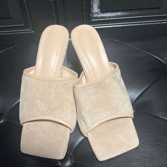 Suede Mule heels - Picture 2 of 5